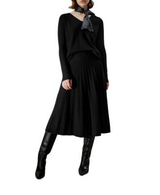 V-neck Ultra-fine Merino Wool Sweater