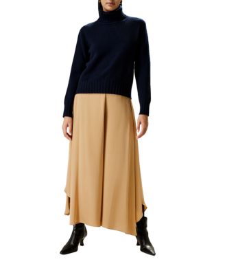 Turtleneck Sweater with Rib Hemline