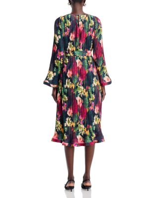 Round Neck Novelty Pleated Dress