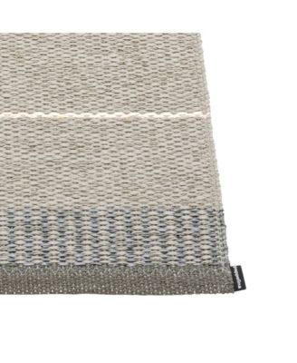  Belle Rug, 24" X 33"