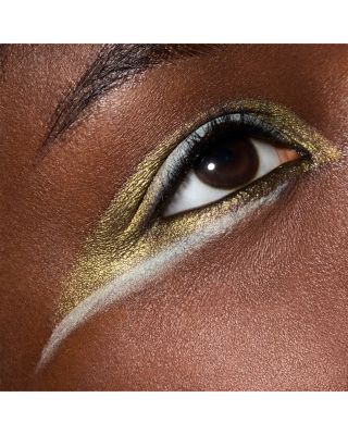 Metallic Eye Shadow