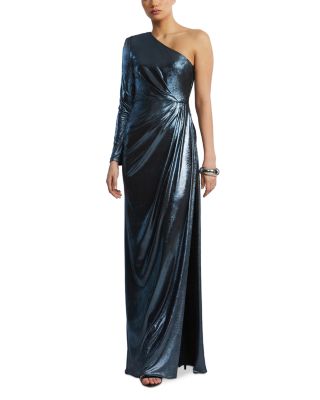 Strong Shoulder Gown