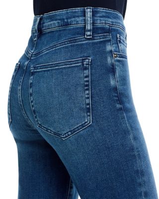 Le Sleek Straight High Rise Jeans in Reign