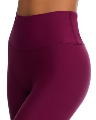 SPANXsmooth OnForm Legging