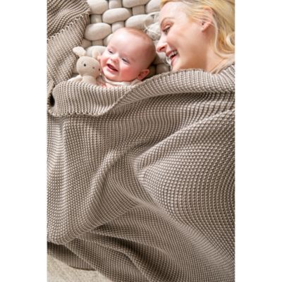Zreyas Throw Blanket