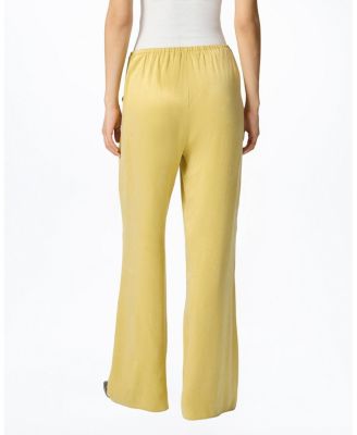  Elastic-Waist Relaxed Pants