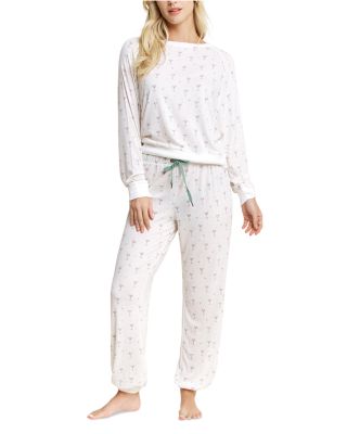 Star Seeker Lounge Set in Ivory Martinis