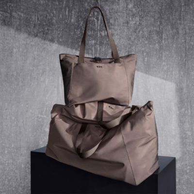 Voyageur Just In Case Large Zip Tote Bag
