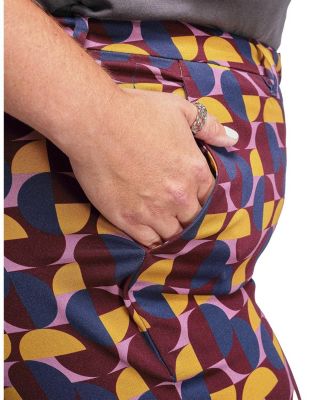  The Empower Slim Crop Pant