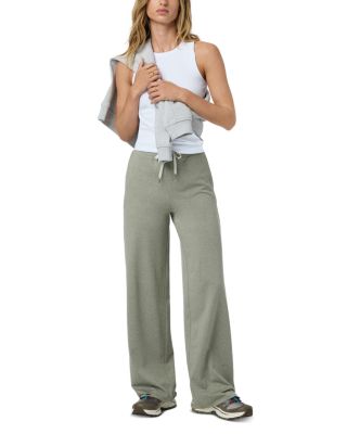 Sleeveless Pose Modern 