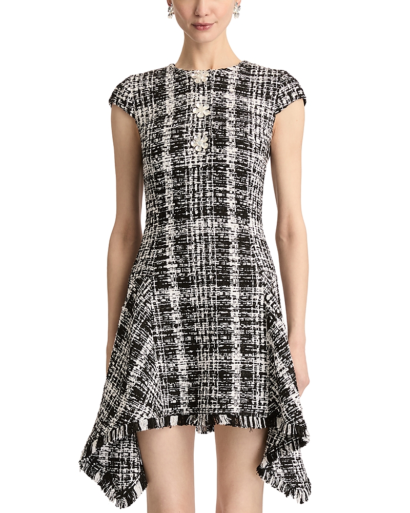 Oscar De La Renta Boucle Tweed Ruffle Dress In Black