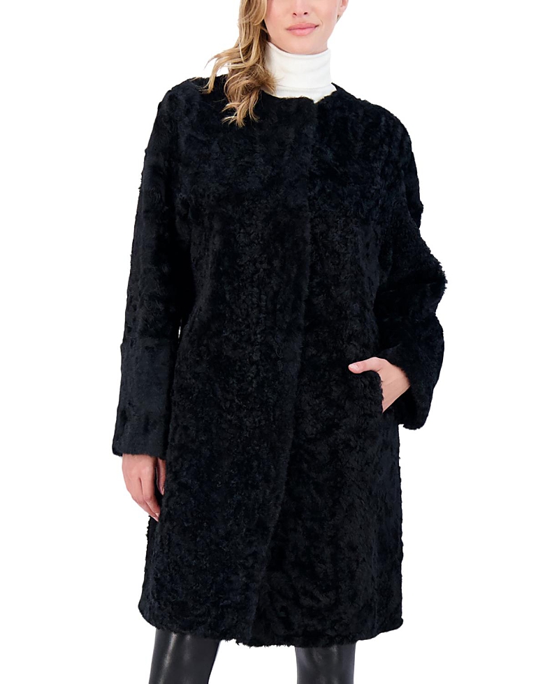 Gorski Reversible Collarless Shearling Coat In Black