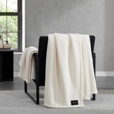 Chenille Jacquard Plush Blanket