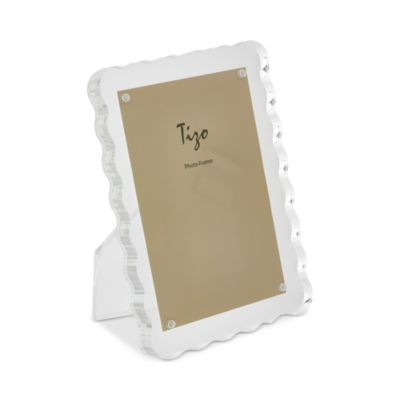 Lucite Wave Clear Frame, 4&amp;quot; x 6&amp;quot;