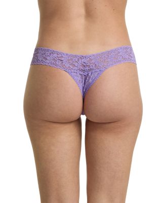 Signature Lace Low Rise Thongs