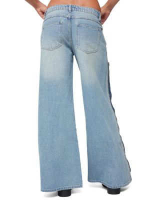  Kiarah Low Rise Bootcut Jeans in Blue Washed
