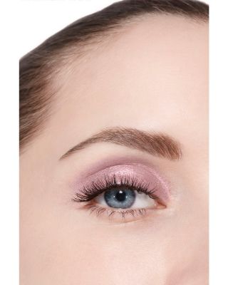 OMBRE ESSENTIELLE Multi Use Longwearing Eyeshadow