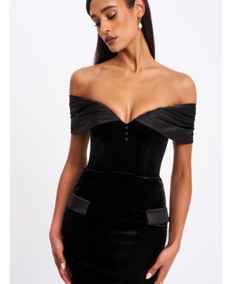  Qamra Velvet Off Shoulder Mermaid Maxi Dress