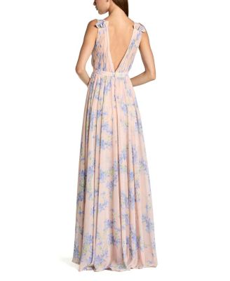  Pleated Chiffon Sleeveless V-Neck Gown