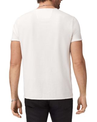 Raw Edge Skull Graphic T-Shirt