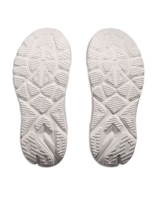 Women's Arahi 8 Running Sneakers