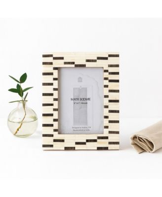  Mukhendu Picture Frame