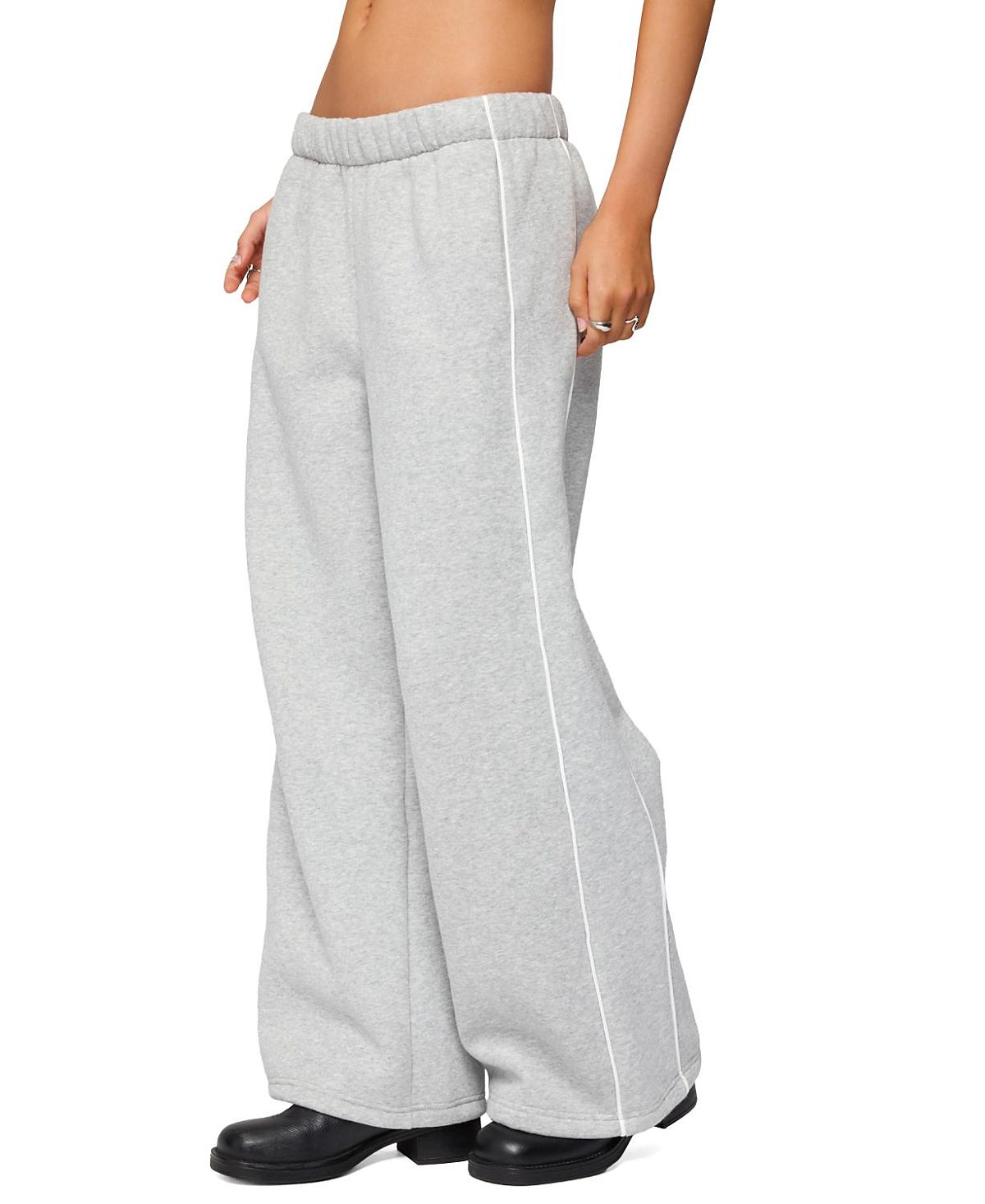 Edikted Petite Autumn Sweatpants