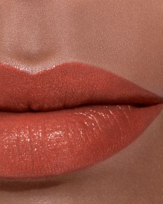 ROUGE COCO Longwear Satin Lipstick Hydrating & Smoothing Lip Care