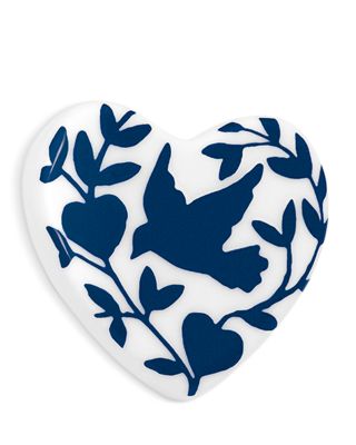 Gift with any $300 DIPTYQUE purchase!