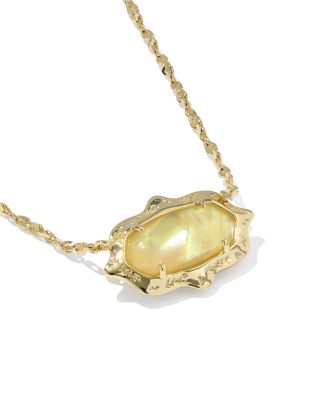 Elisa Scallop Frame Short Pendant Necklace, 16"