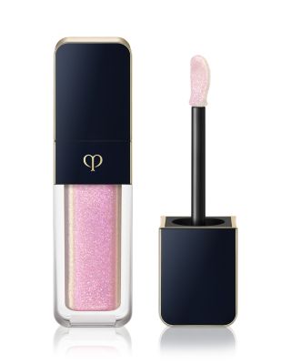 Gift with any $300 Cl&eacute; de Peau Beaut&eacute; purchase!