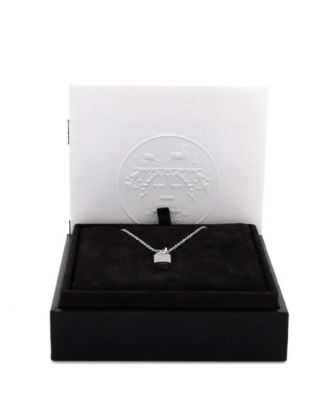 Amulettes Cadenas Pendant Necklace 18K White Gold with Diamonds, 15.75"