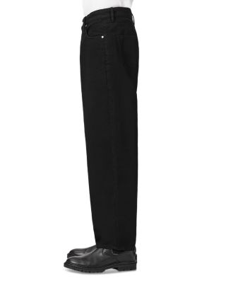 Regular Fit Curved Jeans in Washed Black