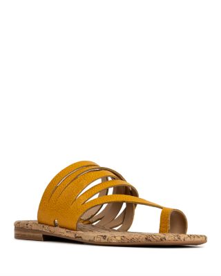 Donald Pliner Women's Toe Ring City Sandals