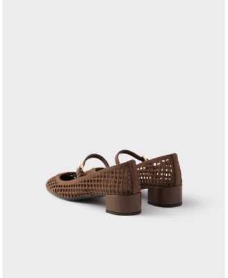  Women's Crochet Pumps