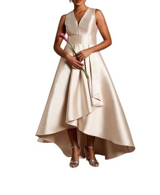  Sleeveless Plunge Waterfall Maxi Dress