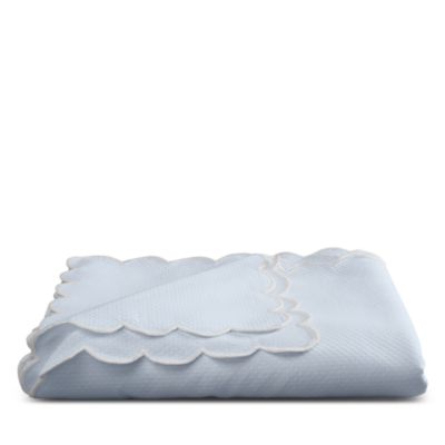 1350 Savannah Gardens Oblong Tablecloth, 68" x 162"