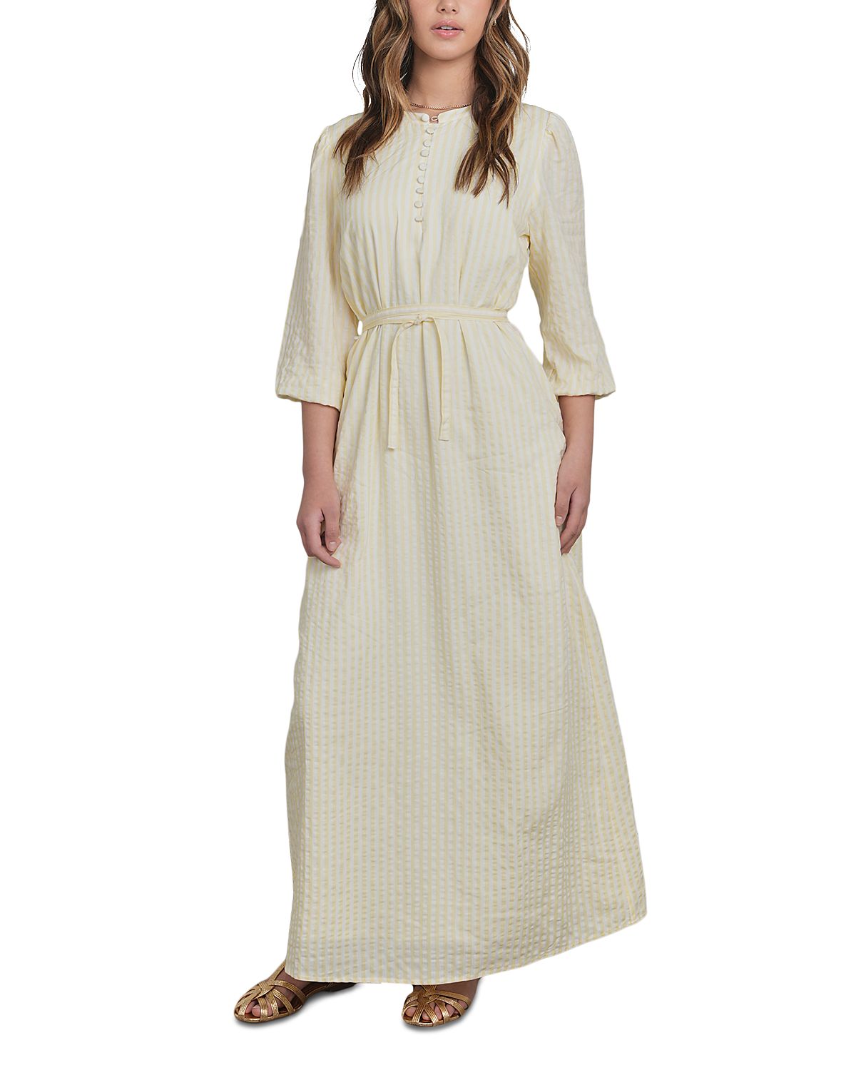 Point Puff Sleeve Dress