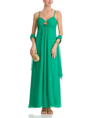 Sweetheart Spaghetti Strap Pleated Gown