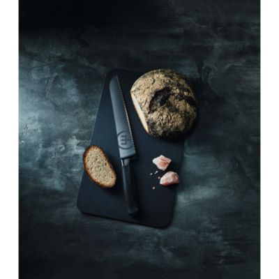 Performer Double-Serrated Bread Knife, 9"