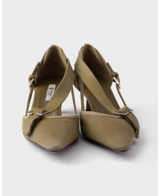  Women's Canvas Pumps