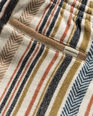 Gifford Resort Fit 7" Stripe Shorts