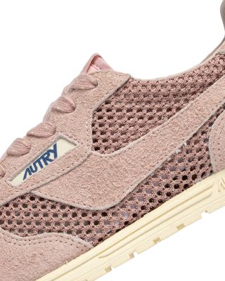 Women's Windspin Low Top Sneakers