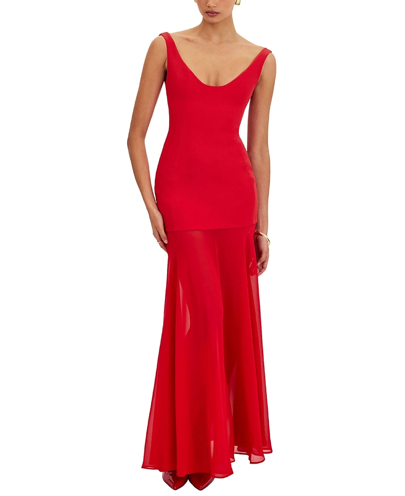 Miss Circle Verona Scoop Neck Flared Maxi Dress