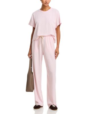  T-shirt & Sweatpants