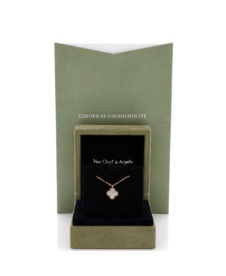  Sweet Alhambra Pendant Necklace 18K Gold and Mother of Pearl, 15.75"