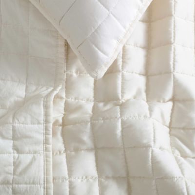 Signature Solid Tencel Quilt Set