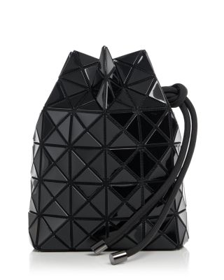 Wring Drawstring Shoulder Bag