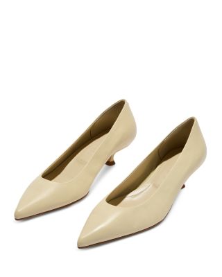 Women's Cari Pointed Pumps