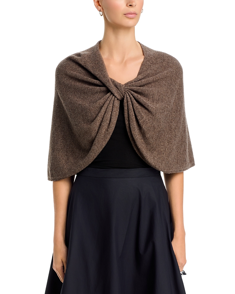 By Malene Birger Pinne Twisted Cape